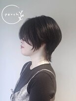 パーチ(perch) 顔周りで遊べる!前下がりかっこいいショートウルフ♪