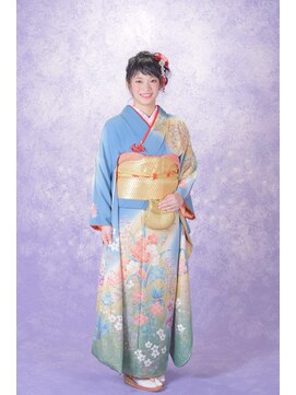 美容室樹蘭子 イオン松山店 編みこみふわふわサイドアップ♪