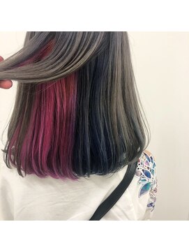 キー(kii) インナーカラー　ブリーチカラー　福岡　天神　今泉　薬院