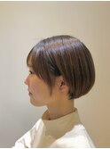 ショートボブ