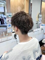 グート ヘアーメイク(gut HAIR MAKE) メンズ 波巻きパーマ 刈り上げマッシュ