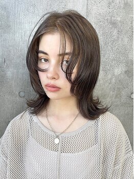 ベテランスタイリストが提案する、長持ちでスタイリングがとにかく簡単なデザイン！ショートヘアも大人気♪