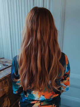 フローラビューティーヘアー(Flora Beauty Hair) ゆるふわロング/20代/30代/40代/50代/岡山/表町