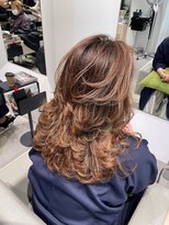 ステア ケース(stair case)&nbsp;【NATASHA】銀座レイヤーカット/20代/30代/40代/50代