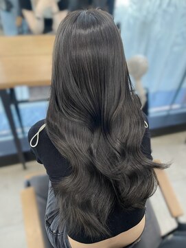 アリュウル 表参道(ALLURE) 重くならない!透明感オリーブグレージュカラー◯伊藤