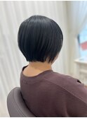襟足スッキリショートボブ