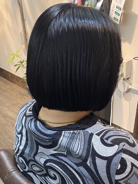 アティック(attic) ショートボブ/ボブ/ミディアム/ヘアドネーション/レイヤーカット