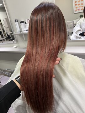 アーチフォーヘア 心斎橋店(a-rch for hair) 赤系カラーでグラデーションスタイル
