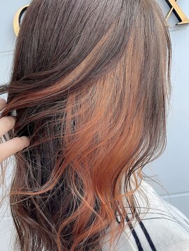 アンドゥ ヘア ファミリア(Andoux Hair familiar) オレンジ×イヤリングカラー