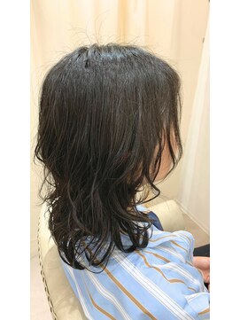 ミネット(Minetto) 大きめラフパーマ