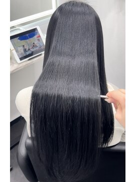 ウルスバイバレット 銀座(Urus by VALETTE) 当日から巻ける縮毛矯正