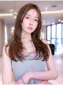 大人の抜け感レイヤーたっぷりヘアー　