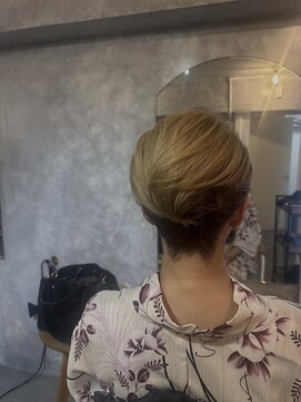 サーディースリーエーカーズヘアスタジオ(33Acers Hair Studio) スッキリ夜会