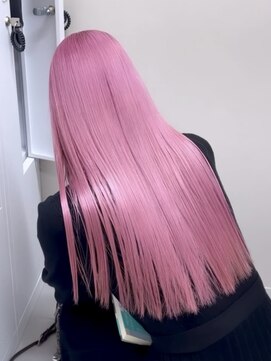 プネル(punel) 艶ピンクカラー　高発色　最高級ケアブリーチ　原宿