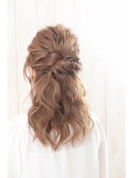 ラボヌールヘアー オリビエ 北千住店(La Bonheur hair Olivier) 【La Bonheur】アンティークハーフアレンジ☆