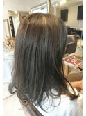 アッシュグレー立体感ヘアカラー【担当 木村沙織】