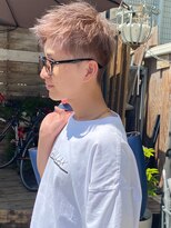 アンルポン(un.le.pont)&nbsp;[m]ハイトーンカラーブリーチカラーアップバングソフトツーブロ