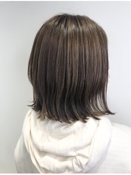 フィッティ 東逗子店(fiti) 切りっぱなしボブ