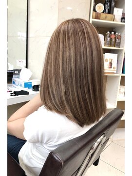 リア 大阪梅田(Ria) ~3Dハイライトカラー 外国人風カラー~【Ria 大阪 梅田】