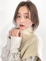 ルピナス(Lupine.)&nbsp;顔周りレイヤー×センターパート×ミディアムヘア