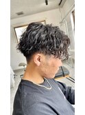 センターパートスパイラルパーマツイストスパイラルパーマ