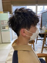 リボーン ビューティー リゾート 松戸店(re-born Beauty Resort) カルマパーマウルフベリーショートアッシュブラック