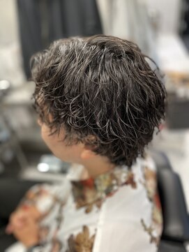 リプレイ 草津店(RIPLAY) ダークアッシュ/アッシュブラック/カルマパーマ/ベリーショート