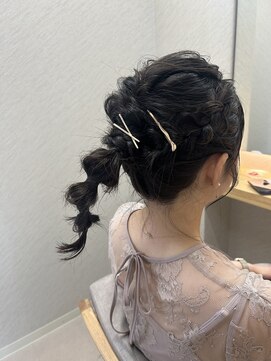 カレンアンドエクラート 大宮(KAREN&ECLART) ポニーテールアレンジ