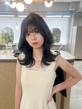 ボタン ハカタ(VOTAN hakata) 【ろみおStyle】顔周りカット/ロングレイヤー/グレージュ