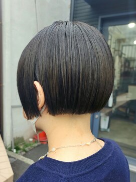 シャロン(SHARON) 【SHARON原宿】かわいいミニボブ×ぱつんとボブ