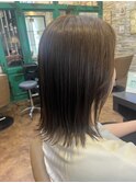 切りっぱなしボブ