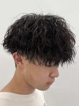 ビカムメンズヘアー 栄店(become men's hair) くるっとハネない縦落ちツイストスパイラルパーマ名古屋栄メンズ