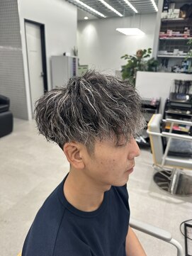 ジュール メンズ 大分(Joule men's) ツイストパーマ/スパイキーショート/ホワイトメッシュ/[大分駅]