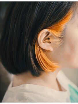 ブラーナ(bula-na) ボブとインナーカラー