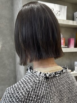 シベルバレー 横浜(sibell) ＊20代30代ボブレイヤーボブ顔周りレイヤー韓国風ハッシュボブ