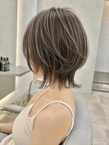 ダブルトーキョー シブヤ(W-TOKYO SHIBUYA)&nbsp;ネオウルフハイライトショートウルフハッシュカット20代30代40代
