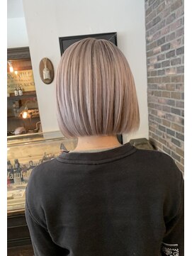 シフト ニュートラル(SHIFT N) ホワイトベージュ