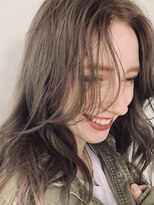 リバレッジ 白金(Leverage)&nbsp;外国人風ハイトーングレージュ