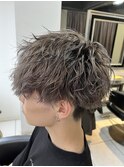 メンズシルバーカラー　刈り上げツイストスパイラルパーマ