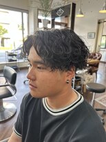 オンフリーク(ON FLEEK)&nbsp;波巻きスパイラルパーマセンターパート