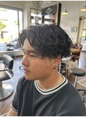 波巻きスパイラルパーマセンターパート