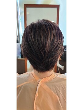 レリビー アウラ(LELiBE_'aula) ショートヘアー