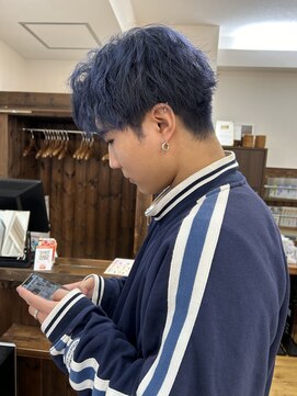 ジャストビューティー リアリー(just beauty Really) 2ブリーチブルーカラー『横須賀中央 Really』