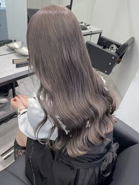 ペレ 渋谷(PELE) イメチェン/ホワイトブロンド/外ハネボブ/美髪/渋谷