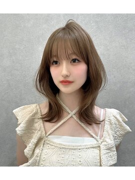 ロール 博多(Role) 髪質改善/韓国ヘア/ミディアムヘア/ミルクティーベージュ