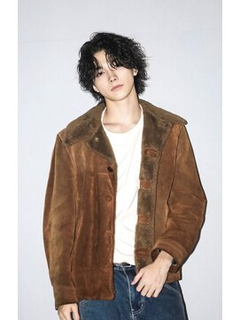 アストラ(ASTRA) MEN’S HAIR/波巻きツイストスパイラル/リバースセンターパート