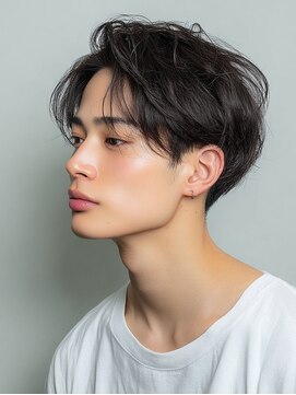 コダマ 大泉学園店(KODAMA) 刈り上げセンターパート/波巻きツイストスパイラル/大泉学園