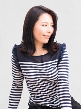 ディーバ 横浜(D.I.E.V.A) 30代40代50代大人外ハネミディアムレイヤーボブ艶髪暖色ブラウン