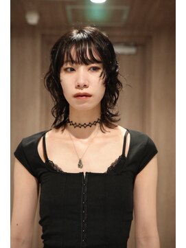 ウーズ ハラジュク(Ooze.HARAJUKU) ハッシュカットグレージュデザインカラーツートーンカラー原宿
