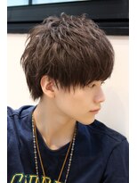 ネイビー(NAVY)&nbsp;人気のショートマッシュは横顔もカッコイイ ライトシャープ束感